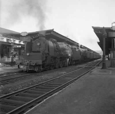 22 juin 1950 : Type 10 N° 10.012 et Type 1 N° 1.018 à Liège